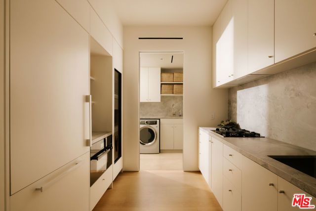 3062 Queensbury Drive, Los Angeles, CA 90064