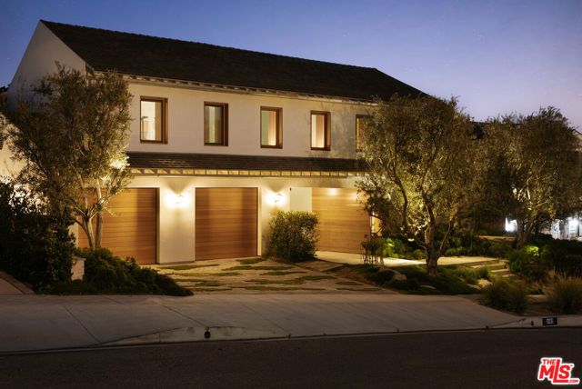 3062 Queensbury Drive, Los Angeles, CA 90064