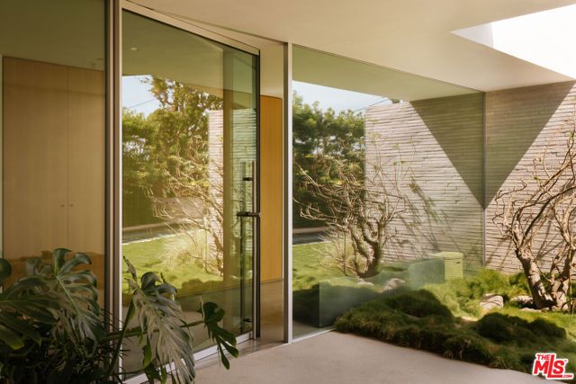 3062 Queensbury Drive, Los Angeles, CA 90064