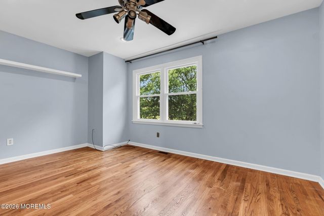 9 Gull Way, Keyport, NJ 07735