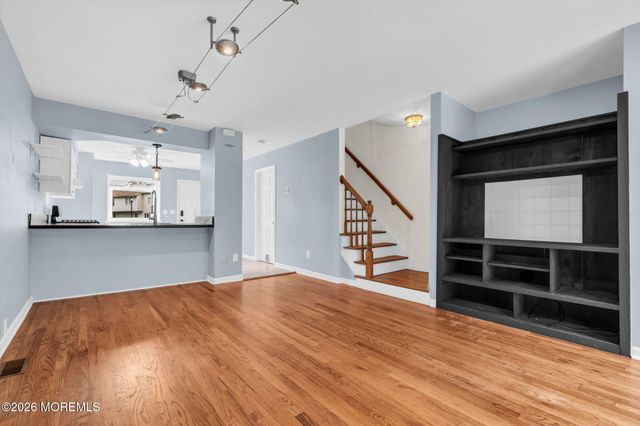 9 Gull Way, Keyport, NJ 07735