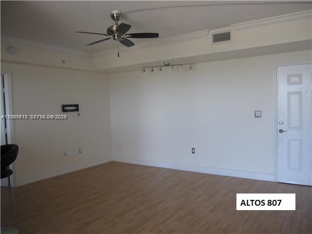 1 Glen Royal Pkwy 807, Miami, FL 33125