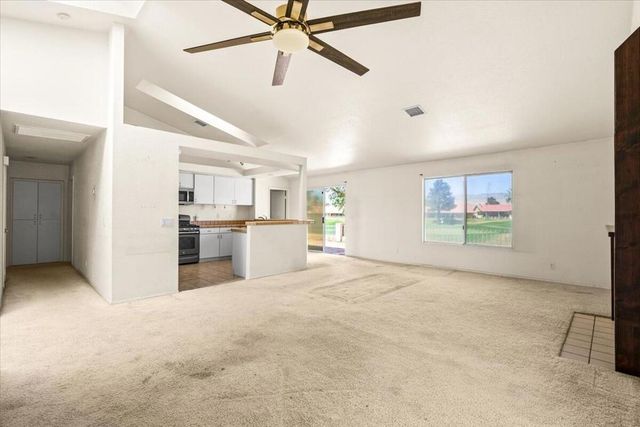 73816 White Sands Drive, Thousand Palms, CA 92276