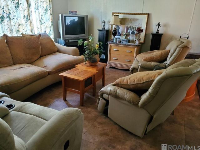 36135 Reinninger Rd, Denham Springs, LA 70706