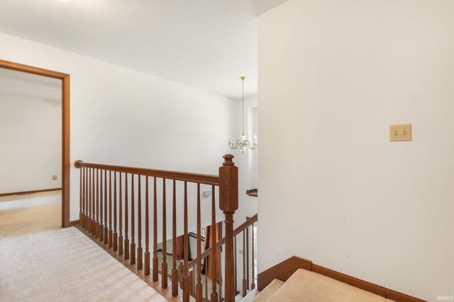 13741 Creston Hills Drive, Mishawaka, IN 46544