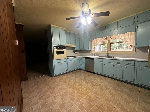 12276 Flat Shoals Road, Covington, GA 30016