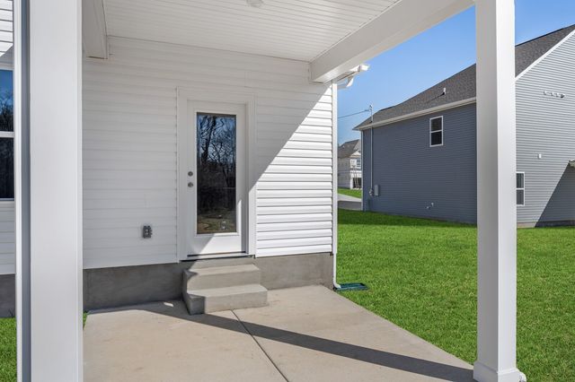 229 Idle Drive, Shelbyville, TN 37160