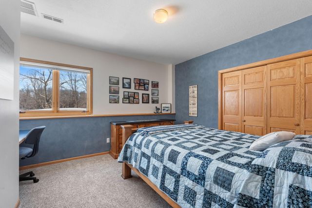 25655 Deepwoods Court, Rogers, MN 55374