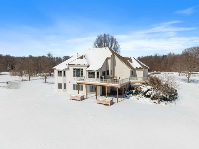 25655 Deepwoods Court, Rogers, MN 55374