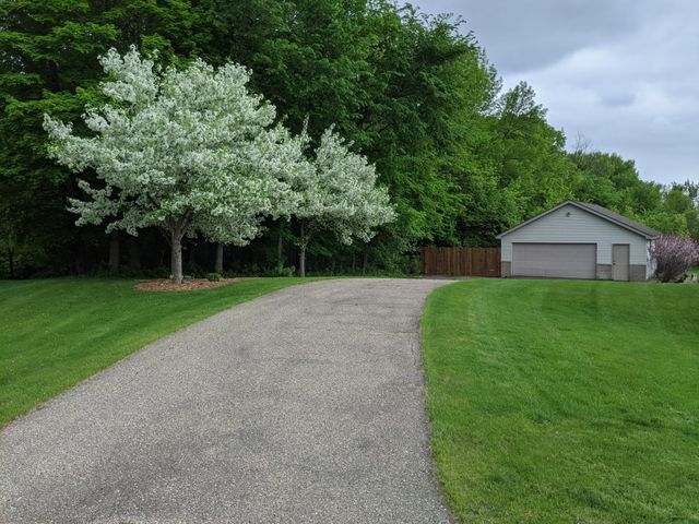 25655 Deepwoods Court, Rogers, MN 55374