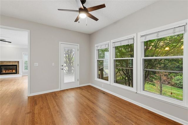 16522 W 81st Street, Lenexa, KS 66219