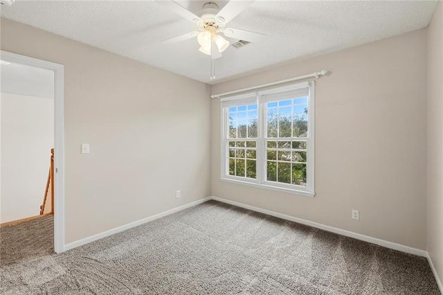16522 W 81st Street, Lenexa, KS 66219