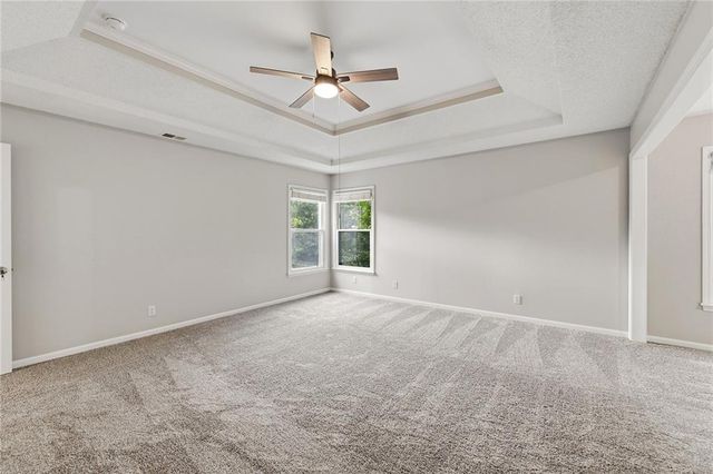 16522 W 81st Street, Lenexa, KS 66219
