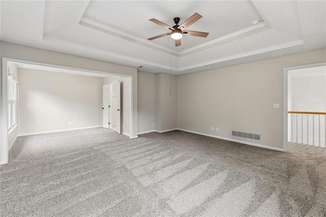 16522 W 81st Street, Lenexa, KS 66219