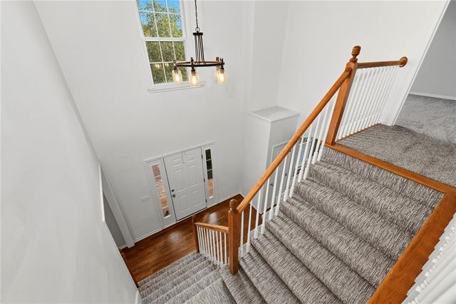 16522 W 81st Street, Lenexa, KS 66219