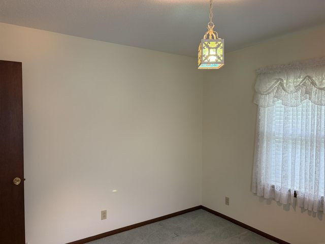 405 Vinton Avenue, Eldora, IA 50627
