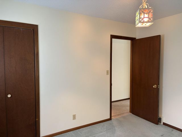 405 Vinton Avenue, Eldora, IA 50627