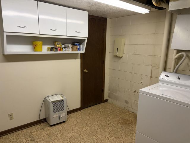 405 Vinton Avenue, Eldora, IA 50627