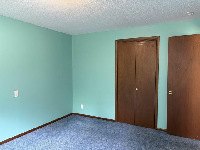 405 Vinton Avenue, Eldora, IA 50627
