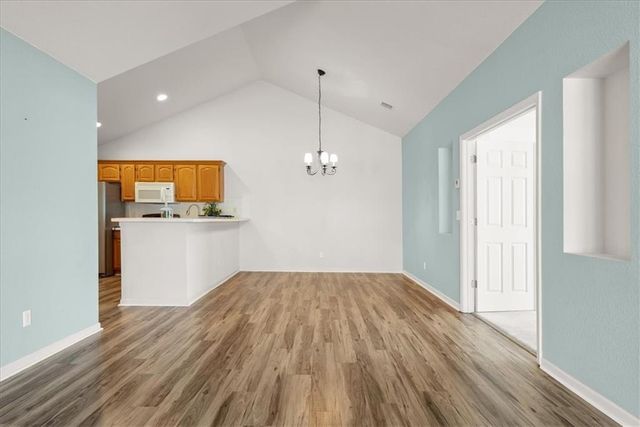 6011 NE KENSINGTON Court, Lee's Summit, MO 64064