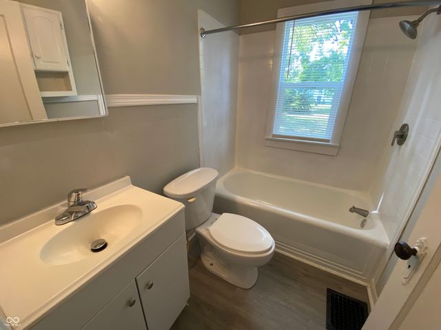 1464 N Gladstone Avenue, Indianapolis, IN 46201