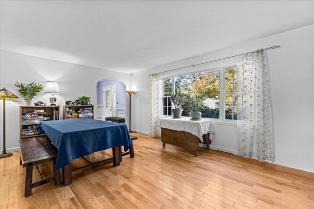 67 Pinecrest Circle, Williston, VT 05495