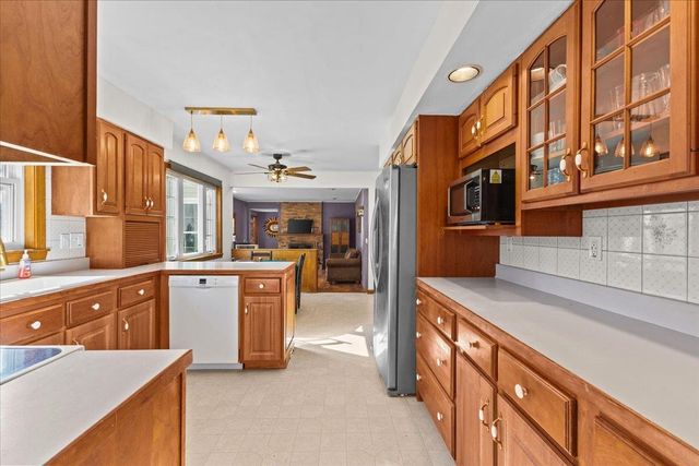 67 Pinecrest Circle, Williston, VT 05495