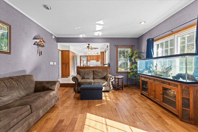 67 Pinecrest Circle, Williston, VT 05495