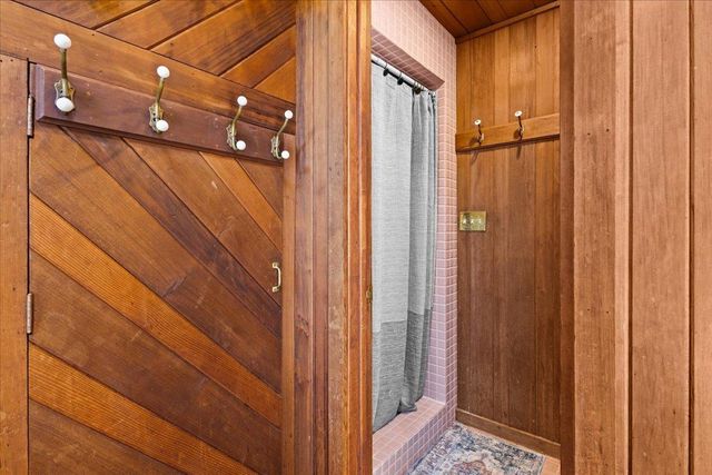 67 Pinecrest Circle, Williston, VT 05495