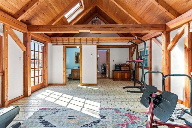 67 Pinecrest Circle, Williston, VT 05495