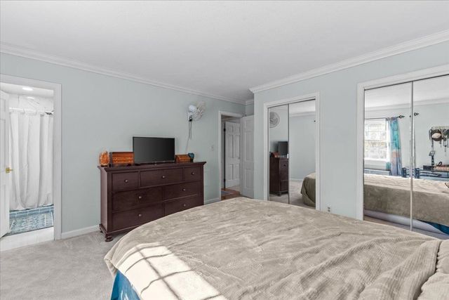 67 Pinecrest Circle, Williston, VT 05495