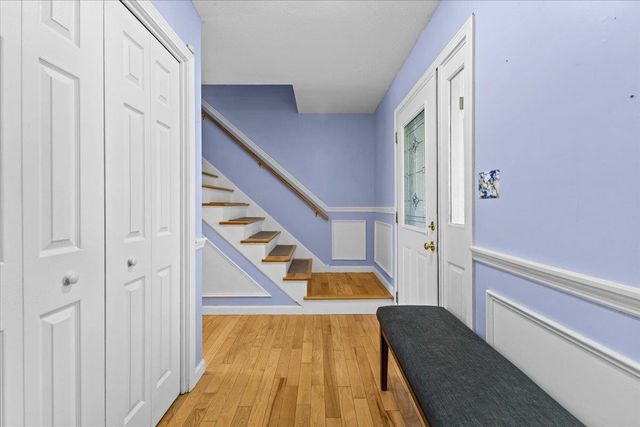 67 Pinecrest Circle, Williston, VT 05495