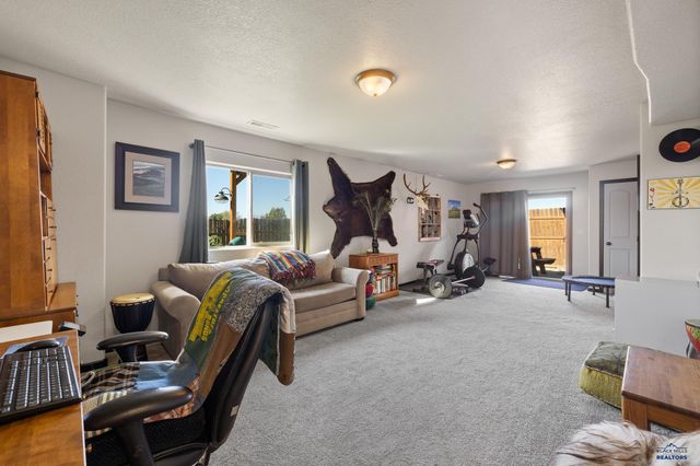 917 HAAKON ST, Rapid City, SD 57703