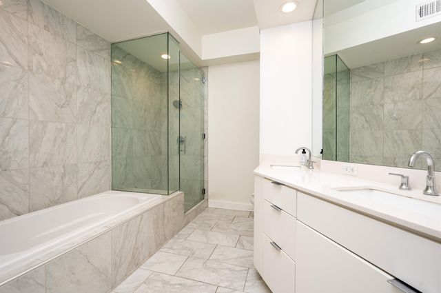 717 S Riverside Dr Apt 904, Memphis, TN 38103
