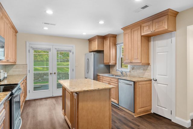 12639 Catawba RD, Troutville, VA 24175