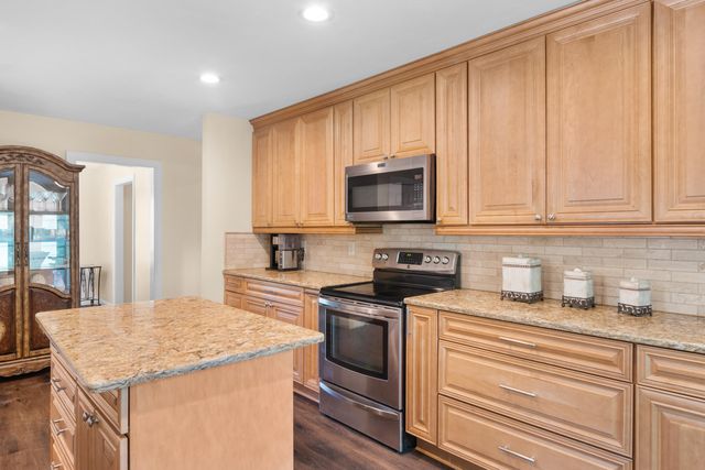 12639 Catawba RD, Troutville, VA 24175