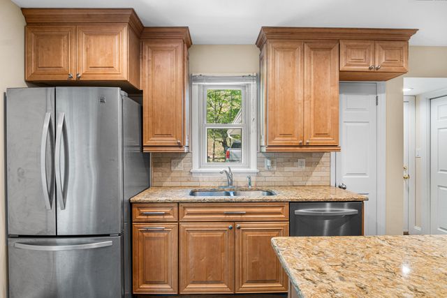 12639 Catawba RD, Troutville, VA 24175