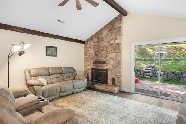 12639 Catawba RD, Troutville, VA 24175