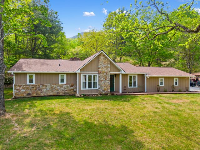 12639 Catawba RD, Troutville, VA 24175