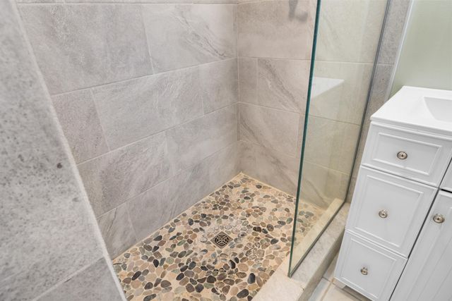 12639 Catawba RD, Troutville, VA 24175