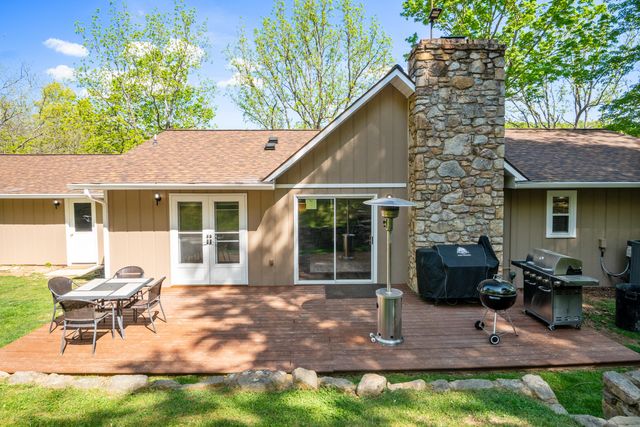 12639 Catawba RD, Troutville, VA 24175