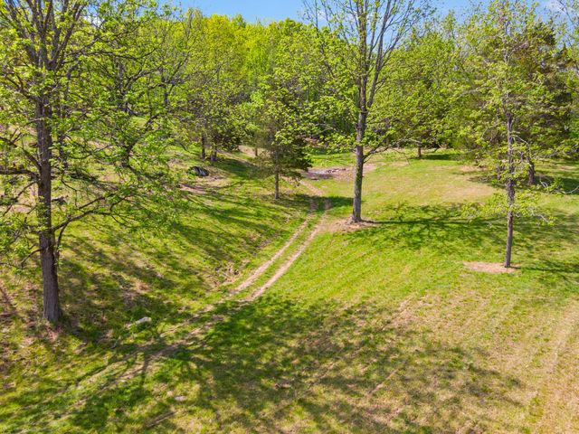 12639 Catawba RD, Troutville, VA 24175