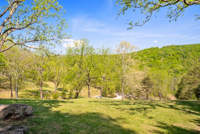 12639 Catawba RD, Troutville, VA 24175