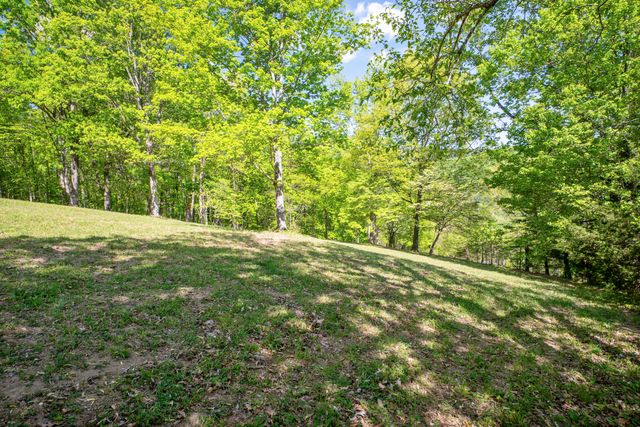12639 Catawba RD, Troutville, VA 24175