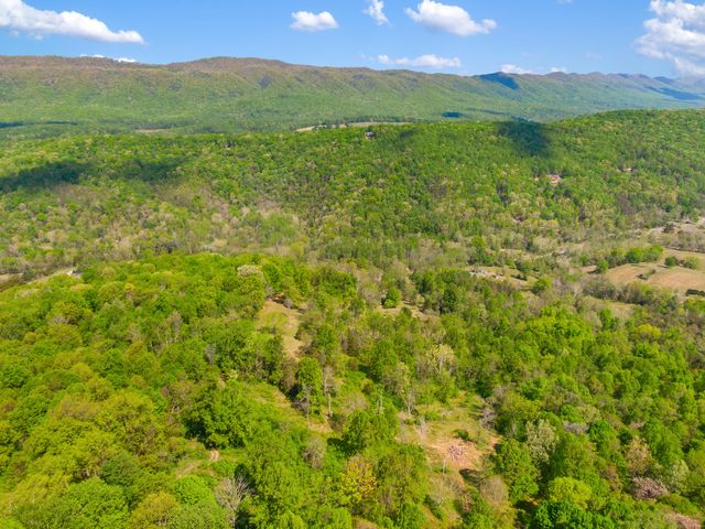 12639 Catawba RD, Troutville, VA 24175
