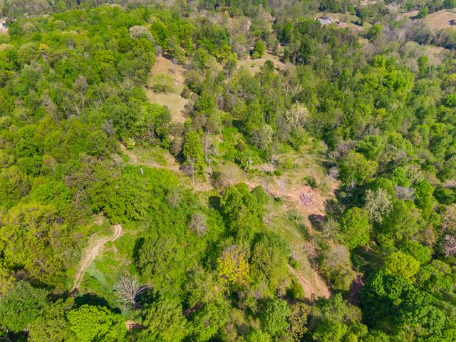 12639 Catawba RD, Troutville, VA 24175