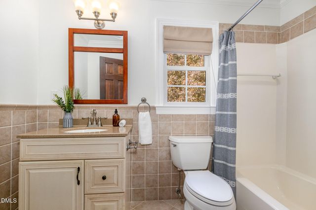 5419 Valinda Drive, Chapel Hill, NC 27514