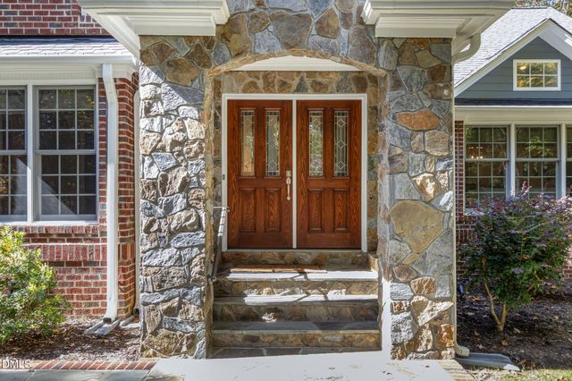 5419 Valinda Drive, Chapel Hill, NC 27514