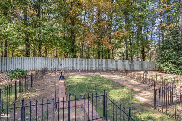 5419 Valinda Drive, Chapel Hill, NC 27514