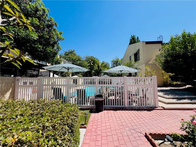 415 W Duarte Road 2, Arcadia, CA 91007